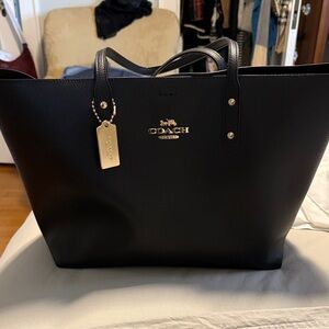 Coach Black Pebbled Leather Tote